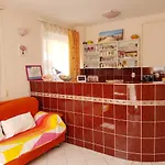Crystal Es Susanne Panzio Siófok