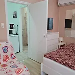 Crystal Es Susanne Panzio Bed & Breakfast