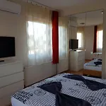 Crystal Es Susanne Panzio Bed & Breakfast