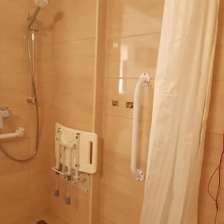 Oda ve Kahvaltı Crystal Es Susanne Panzio 4*