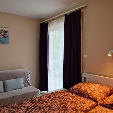 Crystal Es Susanne Panzio Bed and Breakfast