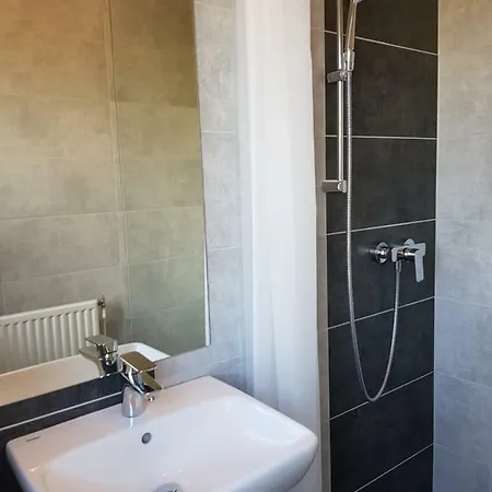 Crystal Es Susanne Panzio 4* Siofok