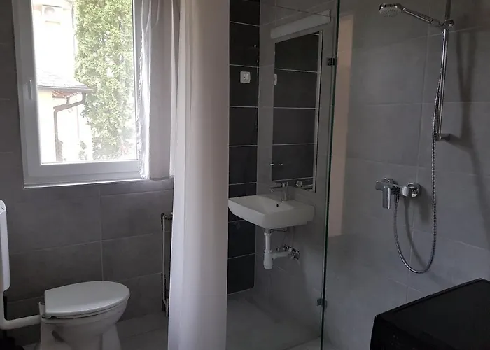 Crystal Es Susanne Panzio B&B 4*