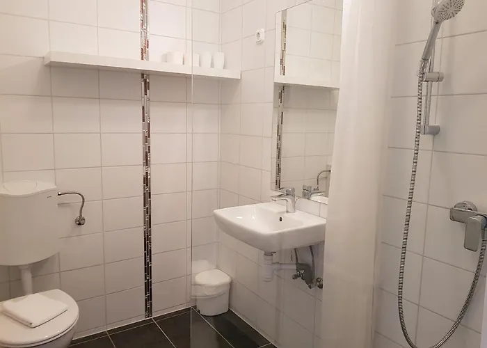 Crystal Es Susanne Panzio B&B 4*